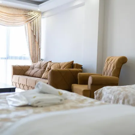 Cnr Airport Apartman