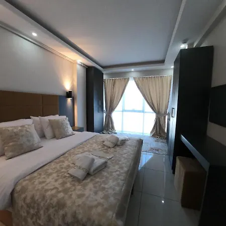Cnr Airport Apartman *